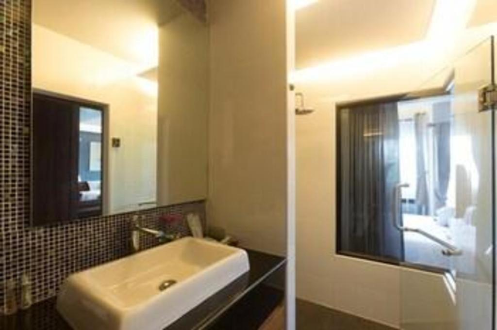 Vulcano Hotel At Nimman Csiangmaj Kültér fotó